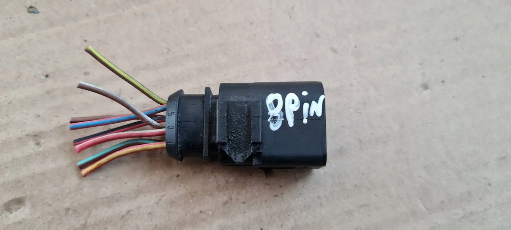 A5 8W PLUG CUBE 1J0973814 VW AUDI A4 B9 8W A5 Q7 4M Q5 80A Product image