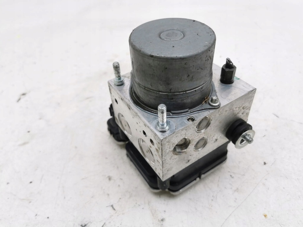 Nissan Qashqai J12 2021 ABS Pump Product image