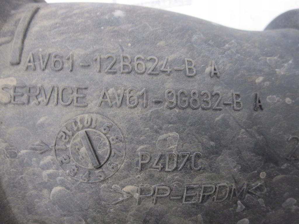 Ford Focus MK3 III 12R ΕΙΣΑΓΩΓΗ ΑΕΡΟΣ ΕΙΣΑΓΩΓΗΣ ΑΕΛΟΣ AV61-12B624-BA AV61-9G832-BA Product image