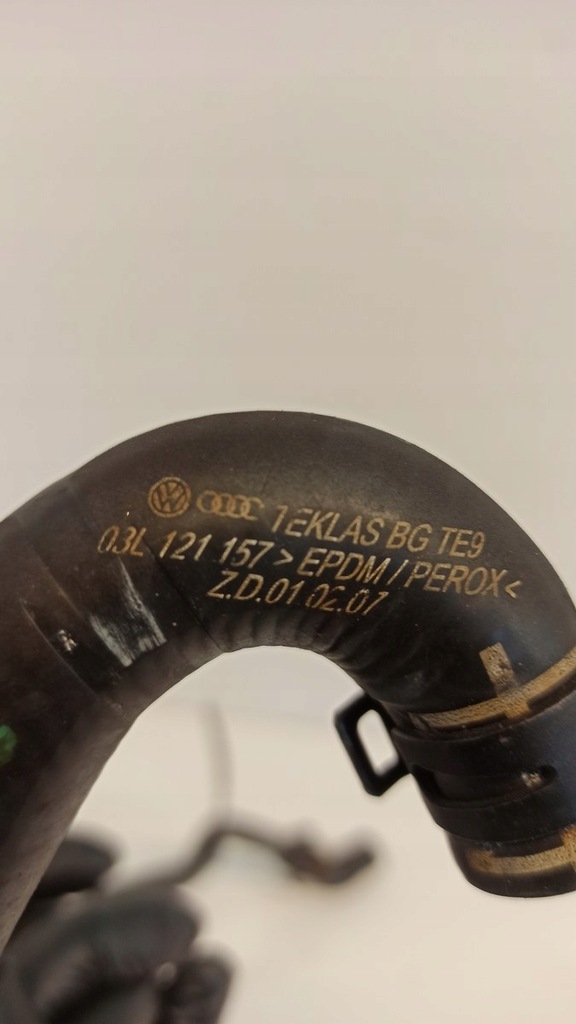 AUDI A4 B8 A5 8T WATER PIPE 2.0 03L121157 Product image