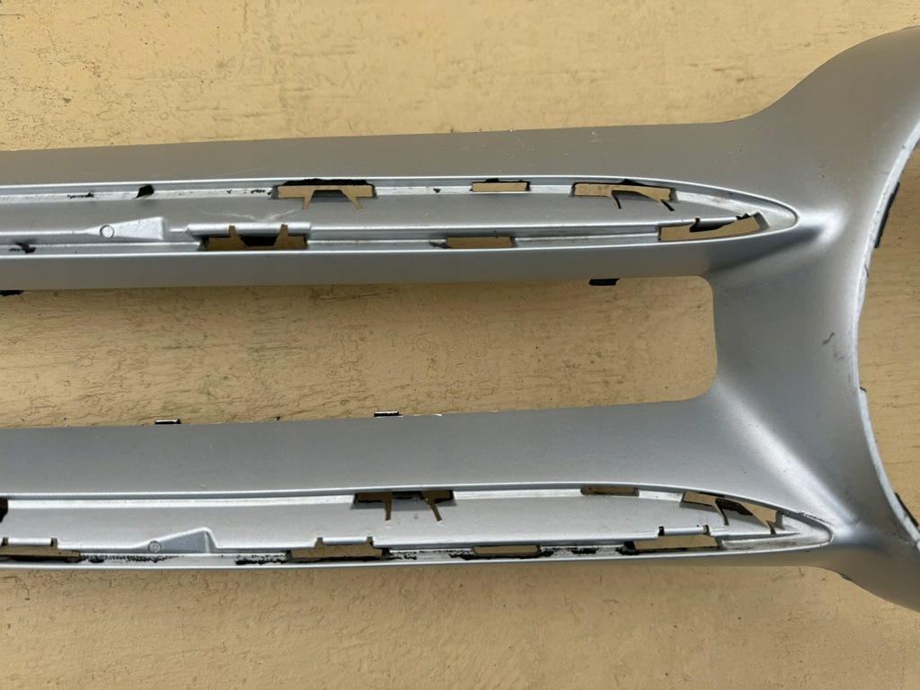 MERCEDES B CLASS W246 II 11-18R ΓΚΡΙΛ ΠΡΟΦΥΛΑΚΤΗΡΑΣ A2468880173 Product image