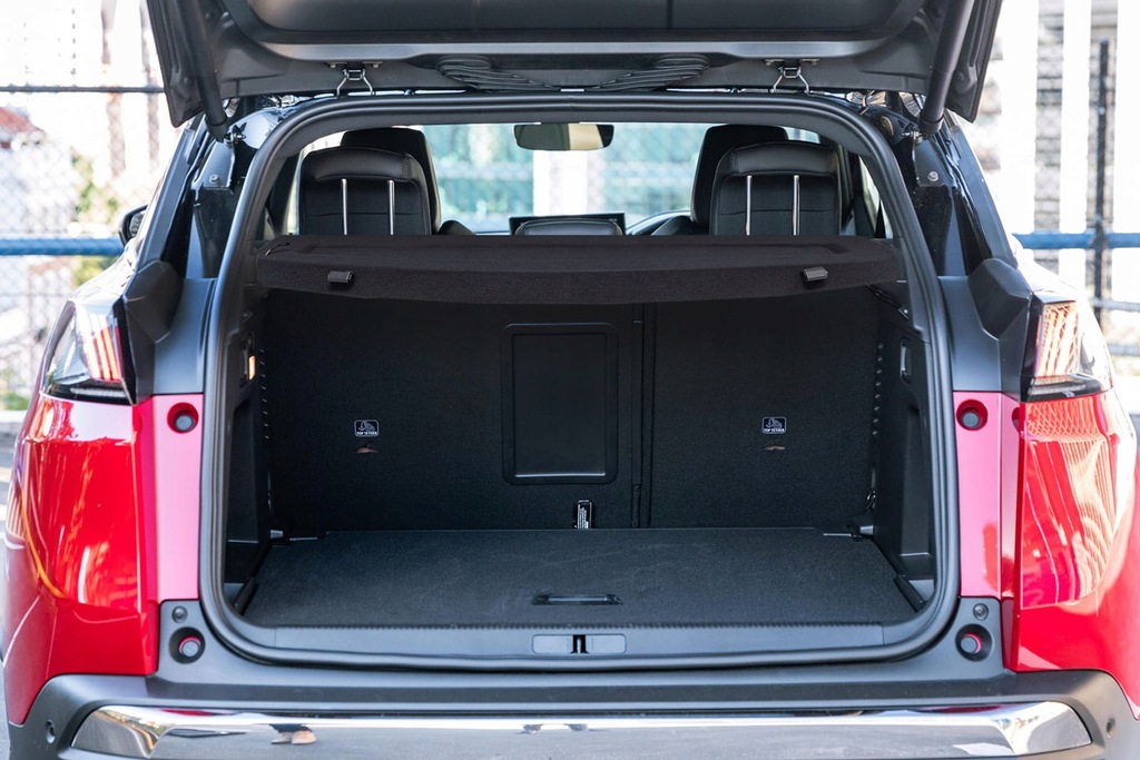 ΡΑΦΙ ΚΟΡΜΟΥ PEUGEOT 3008 II P84 2016+ Product image