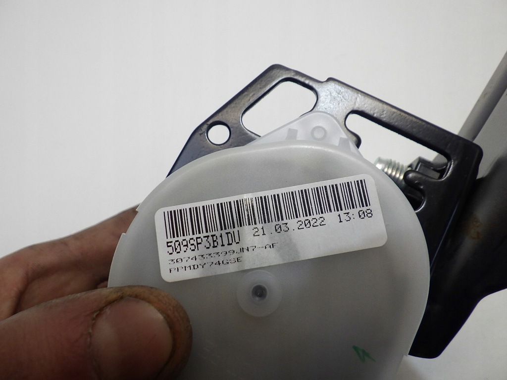 ΖΩΝΗ ΑΣΦΑΛΕΙΑΣ SX4 S CROSS 2022 ΠΙΣΩ ΔΕΞΙΑ Product image