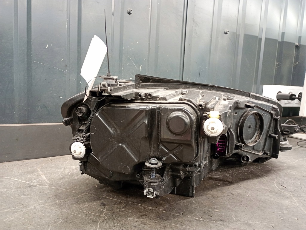 5G1941035L Αριστερά προβολέας VW Golf VII 17- HELLA Product image