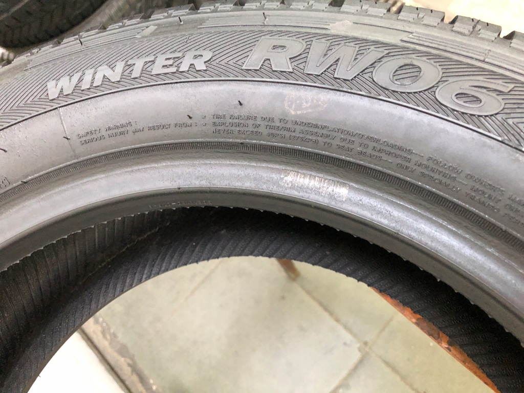Hankook Winter RW06 Winter 1x 205/60R16C Product image