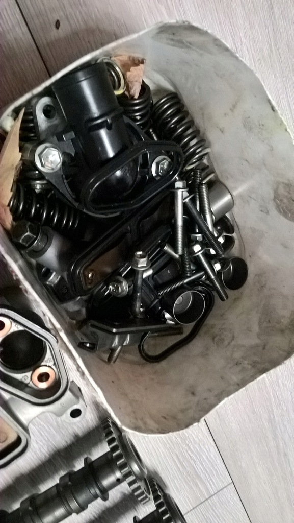SUZUKI GSXR 600 K6 K7 ΑΞΟΝΑΣ ΒΑΛΒΙΔΑΣ ΕΙΣΑΓΩΓΗΣ Product image
