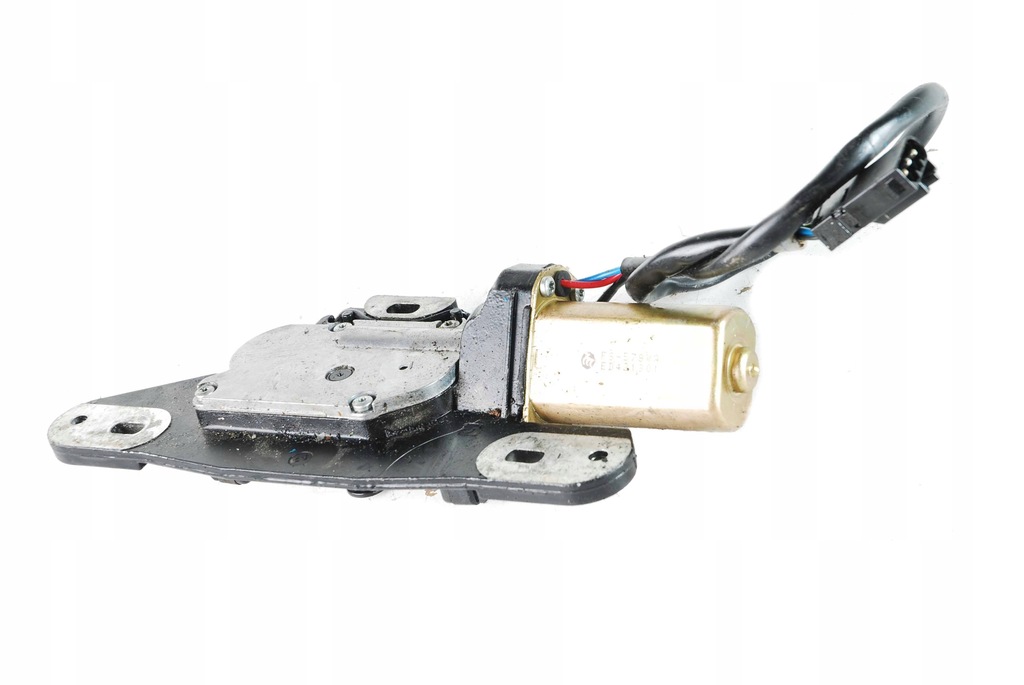 BMW E39 KOMBI Κλειδαριά κλεισίματος πτερυγίου 8362371 Product image