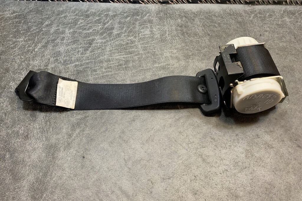 Πίσω ζώνη ασφαλείας δεξιά BMW 5 (E60) 33028136 2.0L Diesel 130kW 2007 Product image