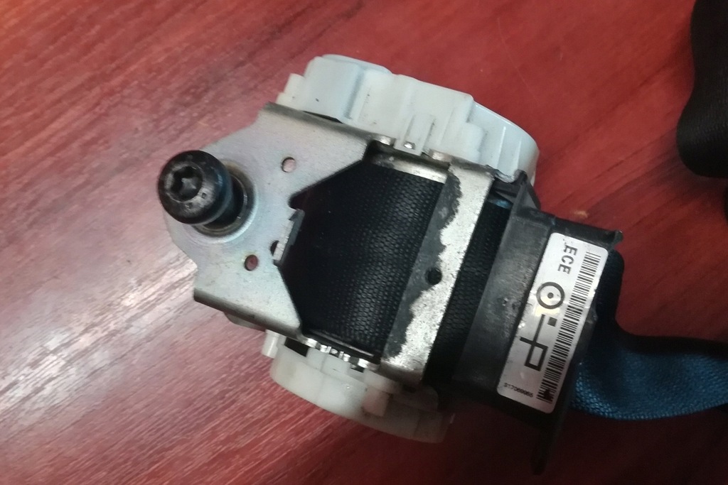 Μπροστινή ζώνη ασφαλείας αριστερά BMW 3 (E90) 33059848 2.0L Βενζίνη 120kW Product image