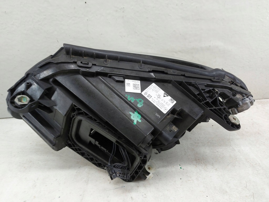Mercedes-Benz C Class 205 W205 Ανυψώστε το δεξί μπροστινό φανό προβολέα Product image