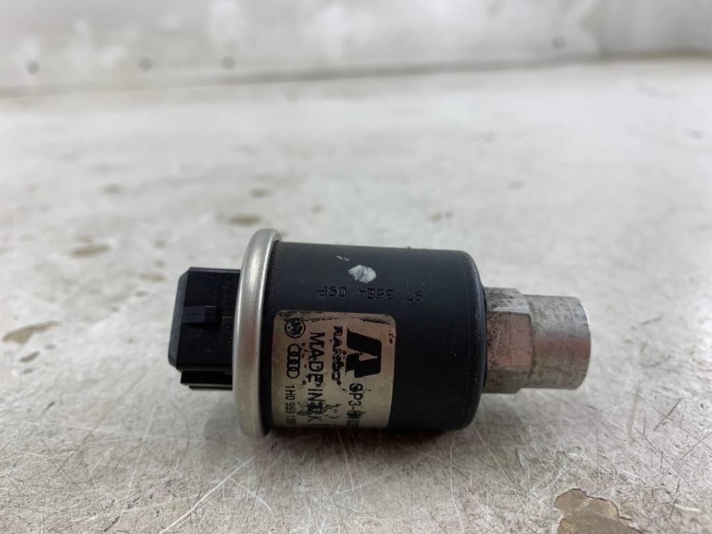 VW GOLF IV ΑΙΣΘΗΤΗΡΑΣ ΚΛΙΜΑΤΙΣΜΟΥ 1H0959139B Product image