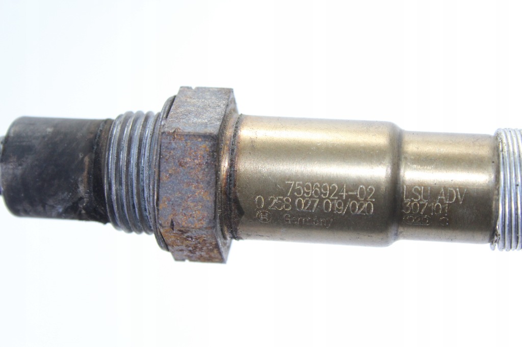 BMW E70 E90 F01 F10 F20 F30 LAMBDA SENSOR 7596924 Product image