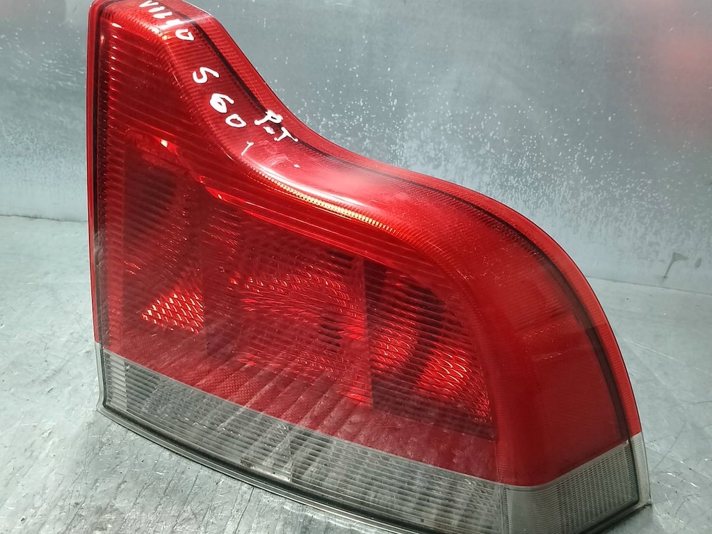 ΠΙΣΩ ΦΩΣ ΔΕΞΙΟ VOLVO S60 ( 00-10 ) 8664080 8664082 153838 SEDAN Product image