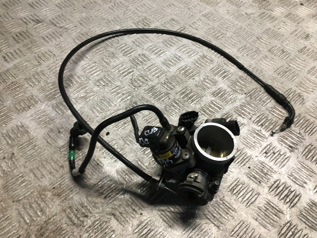 BAJAJ DOMINAR 400 ΓΚΑΖΙ Product image