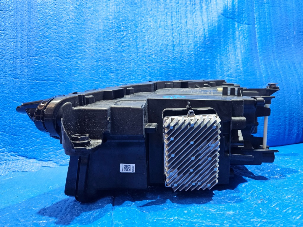 Δεξιά μπροστινό δίκαιο μπροστά δεξιά Audi Q4 E-Tron 89A941036M Product image