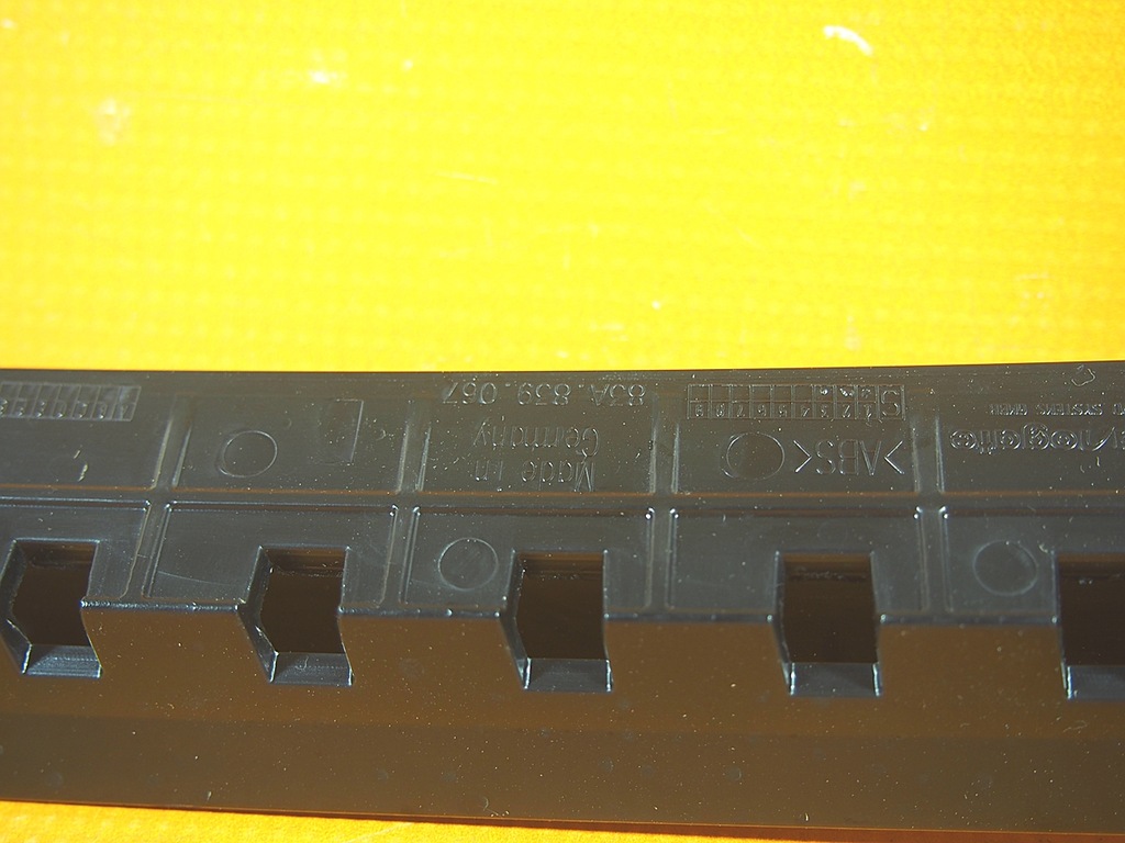 Audi Q3 83A SB 18KM Οδηγός παραθύρου Πίσω ΑΡΙΣΤΕΡΑ 83a839067 Product image