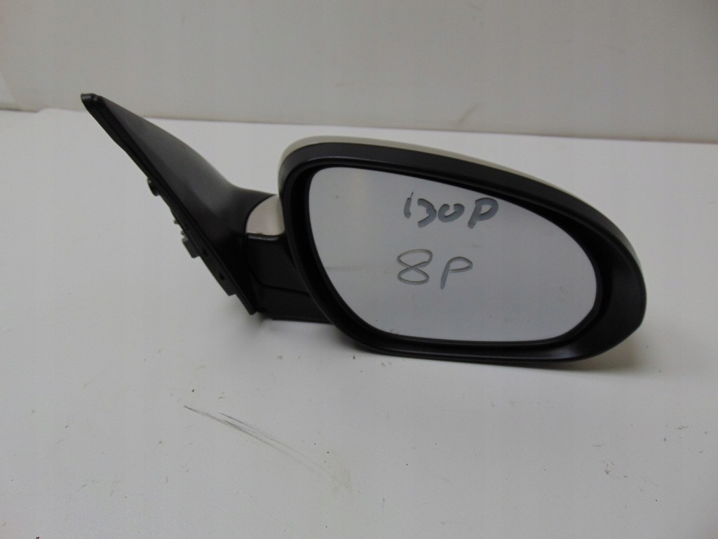 ΚΑΘΡΕΠΤΗΣ ΔΕΞΙΟΣ HYUNDAI I30 1 LIFT 8 PIN EUROPA 87620-2R700 Product image