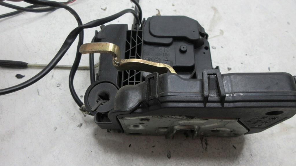BMW E65 2087200235 Κλειδαριά δεξιά πόρτα, κλειδαριά μπροστινή δεξιά πόρτα Product image