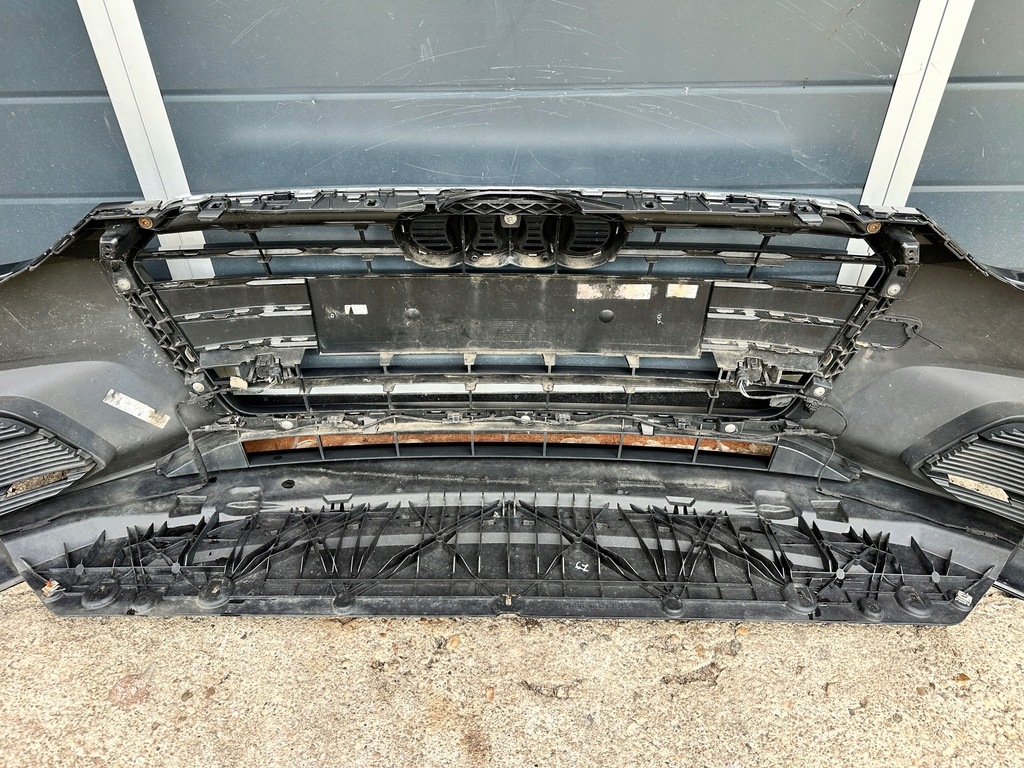 AUDI A5 F5 8W ΜΠΡΟΣΤΙΝΟΣ ΠΡΟΦΥΛΑΚΤΗΡΑΣ ΟΛΟΚΛΗΡΩΜΕΝΗ ΣΧΑΡΑ PDC LY9B Product image