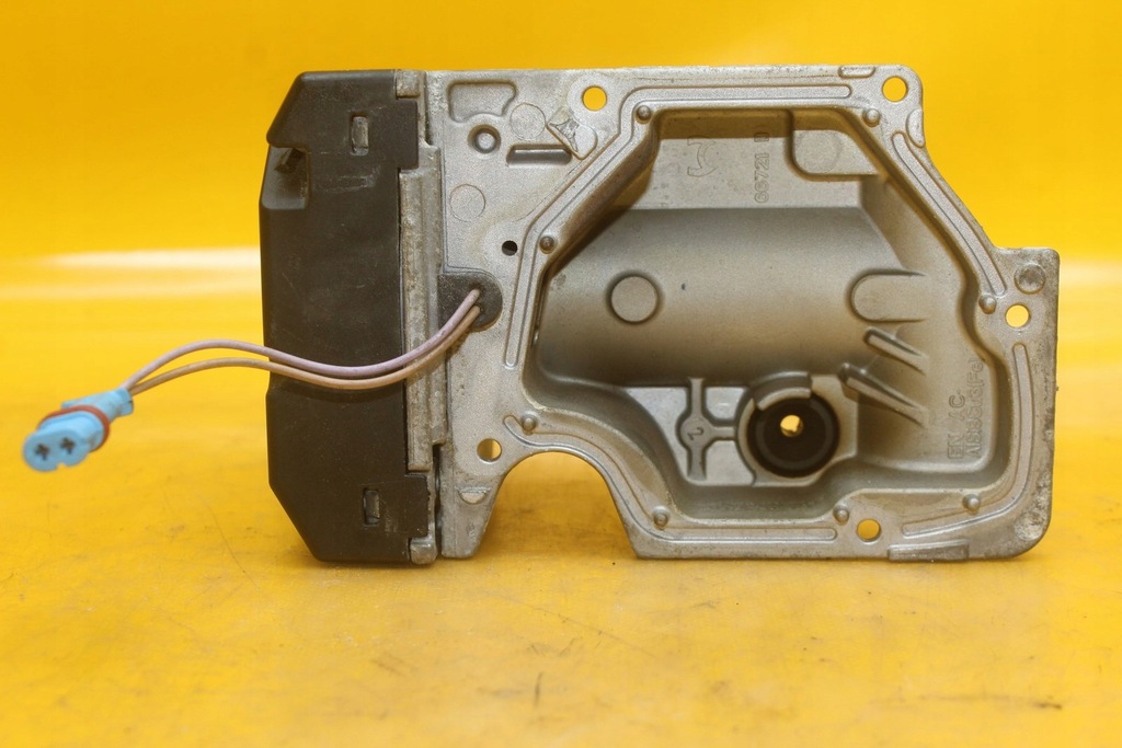 Webasto Audi Q7 Bus VW 4L0815071G Ελεγκτής θέρμανσης στάθμευσης Product image