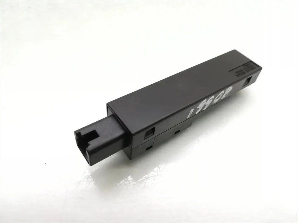 Toyota RAV4 GPS ANTENNA 2006 SUV 4/5DR J5N-0390 (06-13) Diesel 2.2 D 4WD Product image