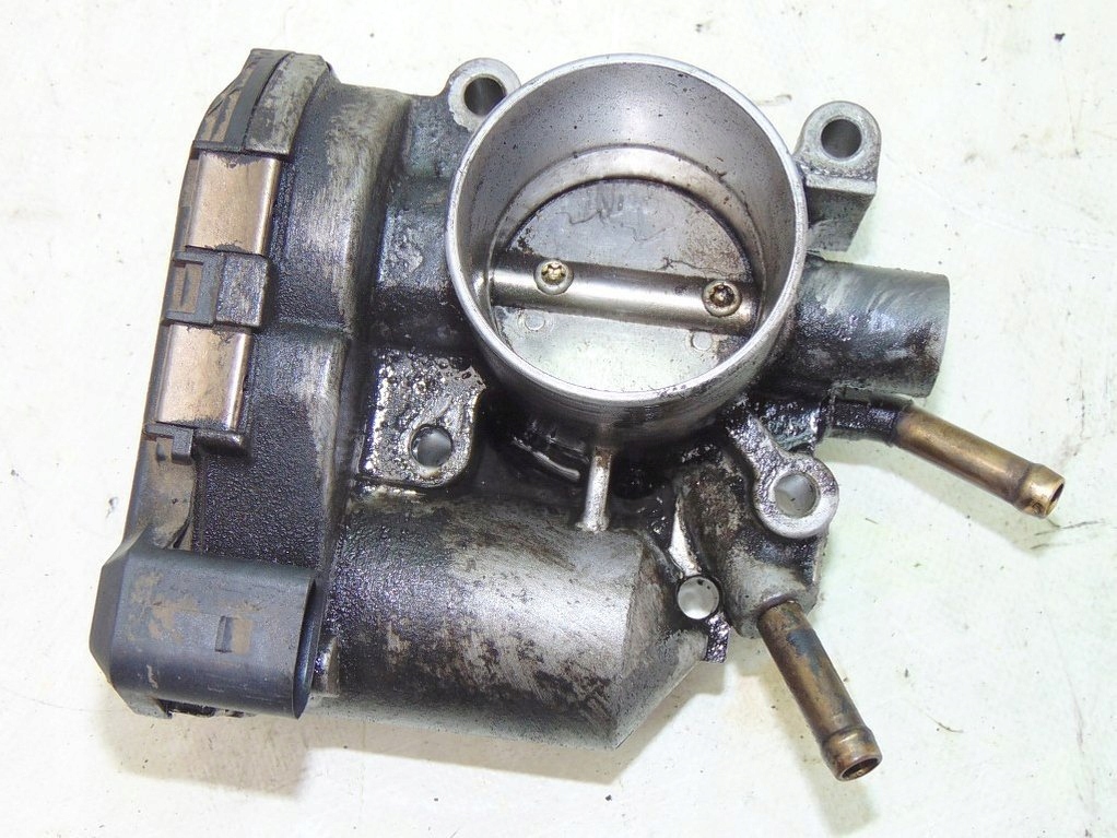 SEAT CORDOBA 1.4 01 γκάζι 030133062C Product image