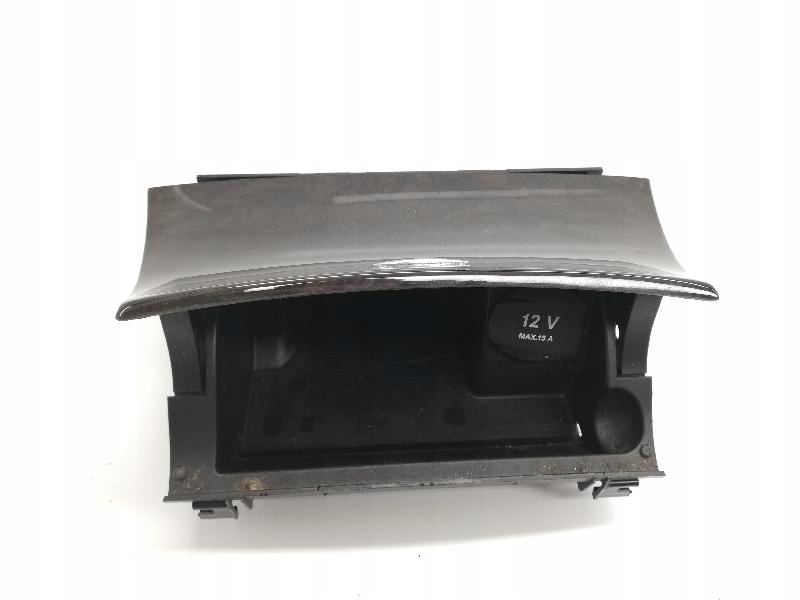 Mercedes-Benz E T-T-Model (S211) A2118100430 Ashtray 2.2L Diesel 2008 Product image