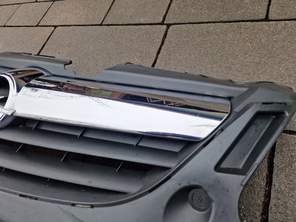 Opel Corsa D Πριν ανυψώσει το μπροστινό προφυλακτήρα Dummy Chrome 13179940 06-2011 Product image