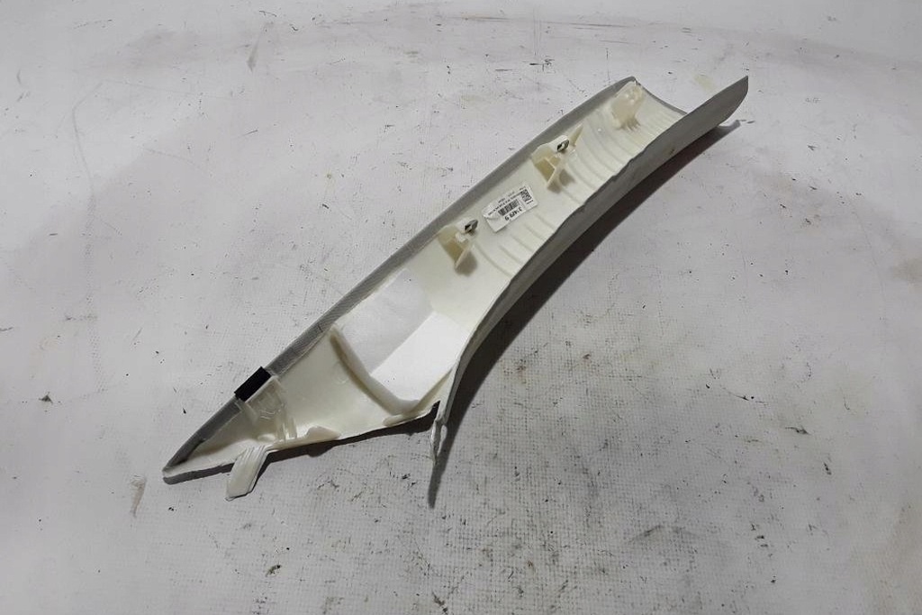 Αριστερά αριστερό κάλυμμα πυλώνα Volvo 31479191 2.0L βενζίνη 2022 Product image