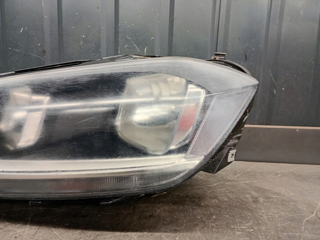 517941005B Αριστερά προβολέας VW Golf VII Product image