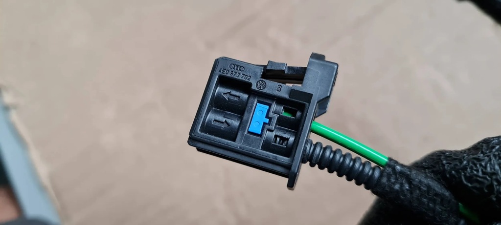A5 8W ΑΝΤΙΒΥΣΜΑ ΟΠΤΙΚΩΝ ΙΝΩΝ 1J0972977J A4 B9 Q5 Product image