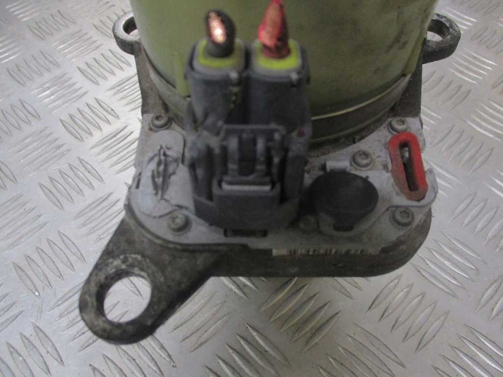 POWER PUMP FORD FOCUS MK2 1.8 16V 4M513K514CA Product image
