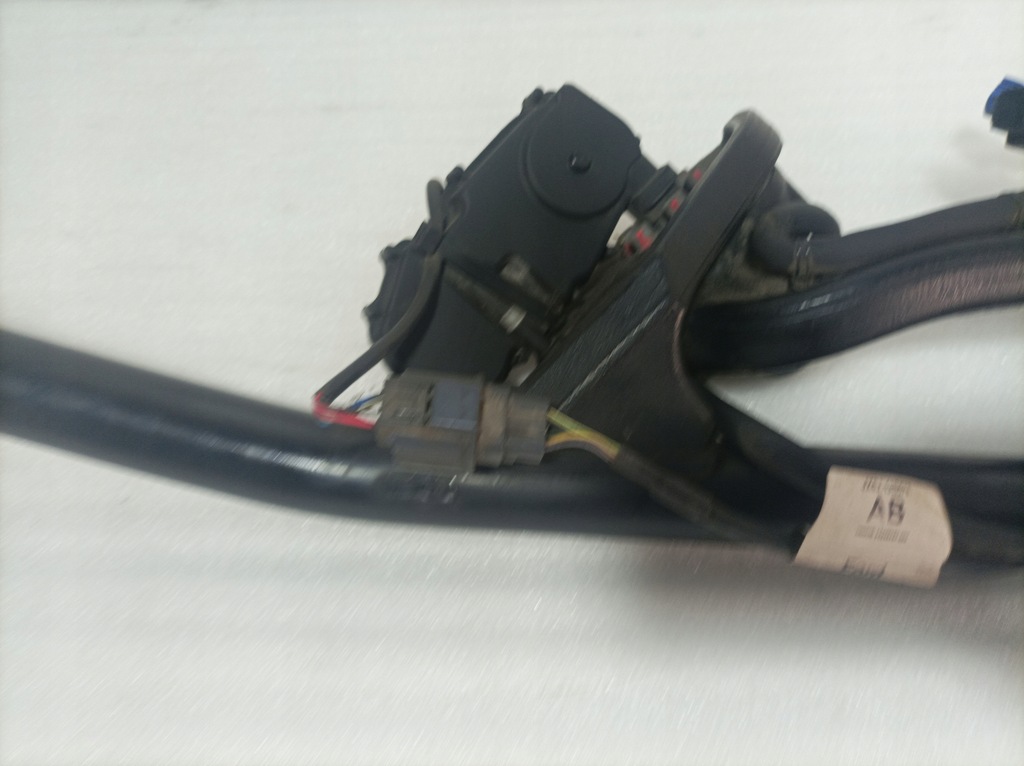 FORD FOCUS MK4 ΗΛΕΚΤΡΙΚΟ ΓΑΝΤΖΙ ΡΥΜΜΟΥΛΚΤΟΥ Product image