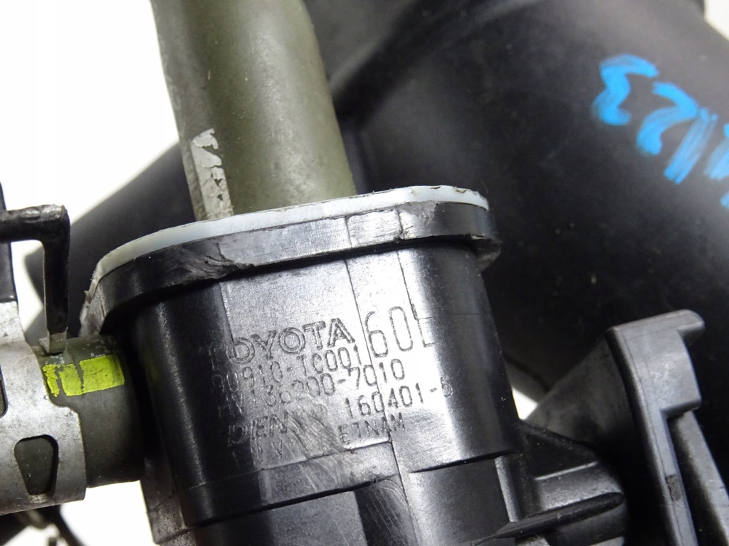 YARIS III 1.5 HYBRID VACUUM HHOES SENSOR 17880-0M090 90910-TC001 Product image