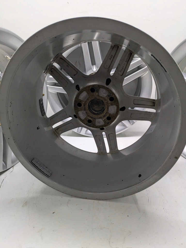 Ζάντες αλουμινίου R17 5x112 Et45 Audi 8E0601025AS Product image
