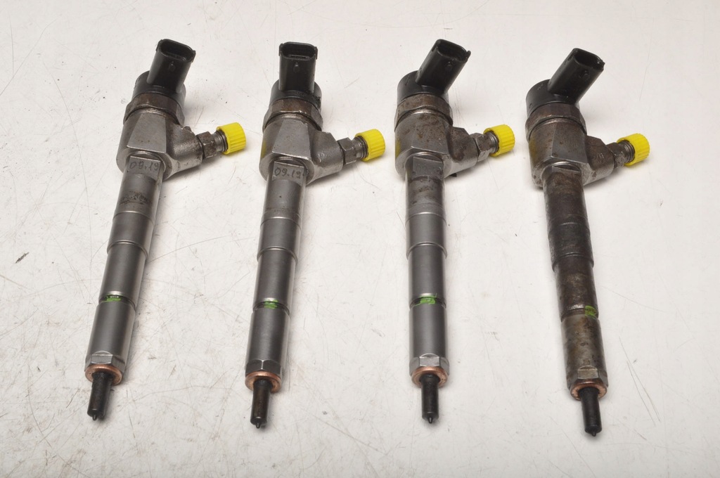 STILO DOBLO ALFA ROMEO 156 1.9 JTD 16V 140KM INJECTOR 0445110111 Product image