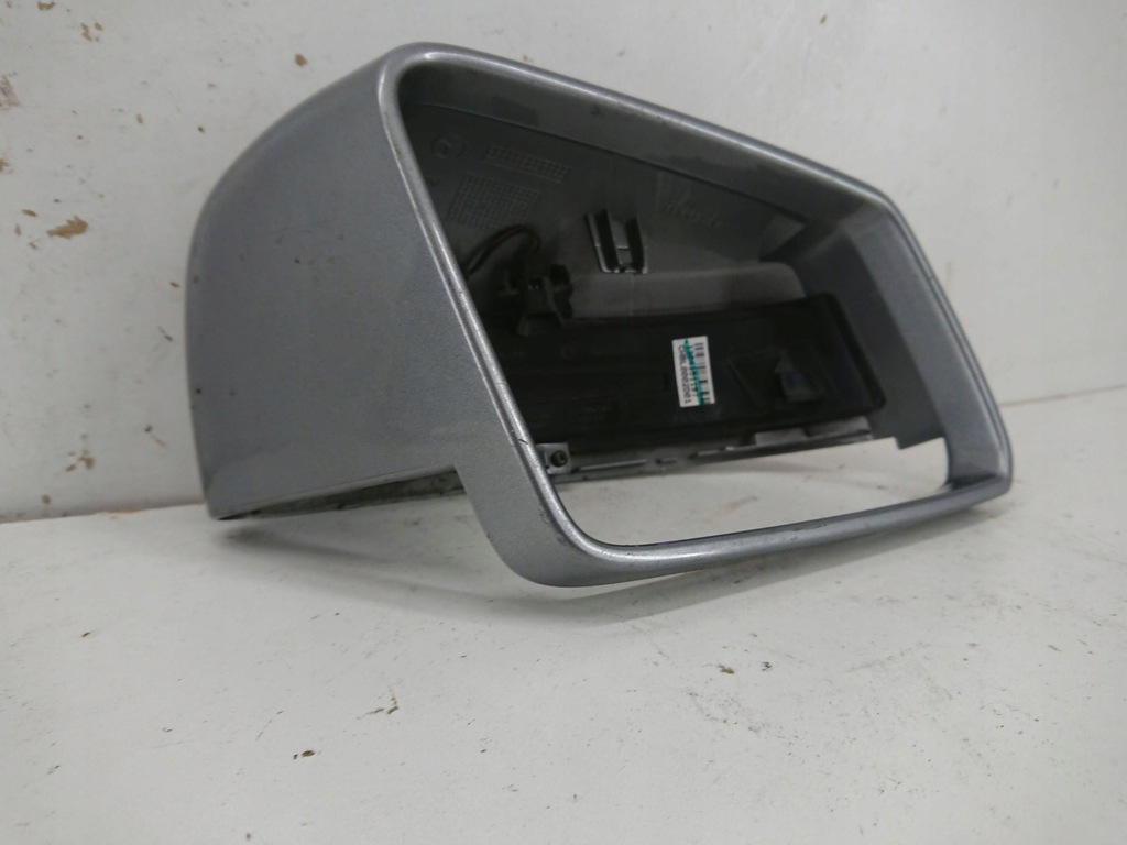 Mercedes-Benz E Class 212 W212 Δεξιά μπροστινό κάτοπτρο Product image