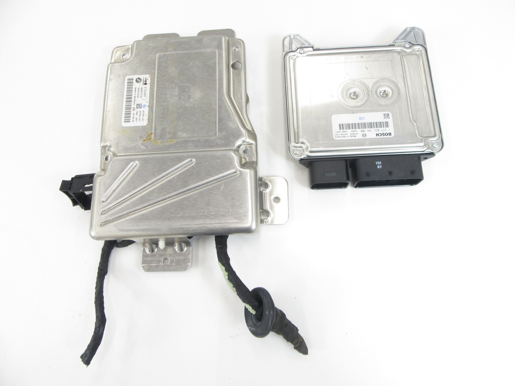 Sterownik moduł active steering BMW e60 e61 e63 e64 wtyczka Product image