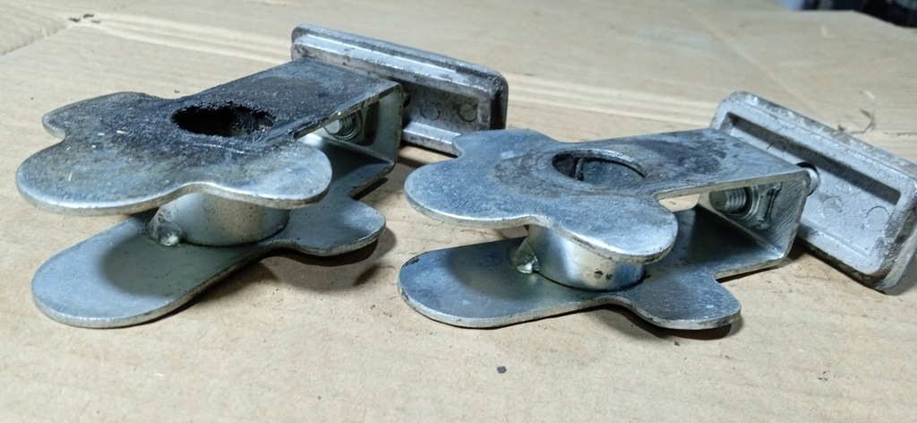 SUZUKI GSF 600 1200 BANDIT TENSIONER CHAIN ​​TENSION ΠΙΣΩ ΤΡΟΧΟΣ Product image