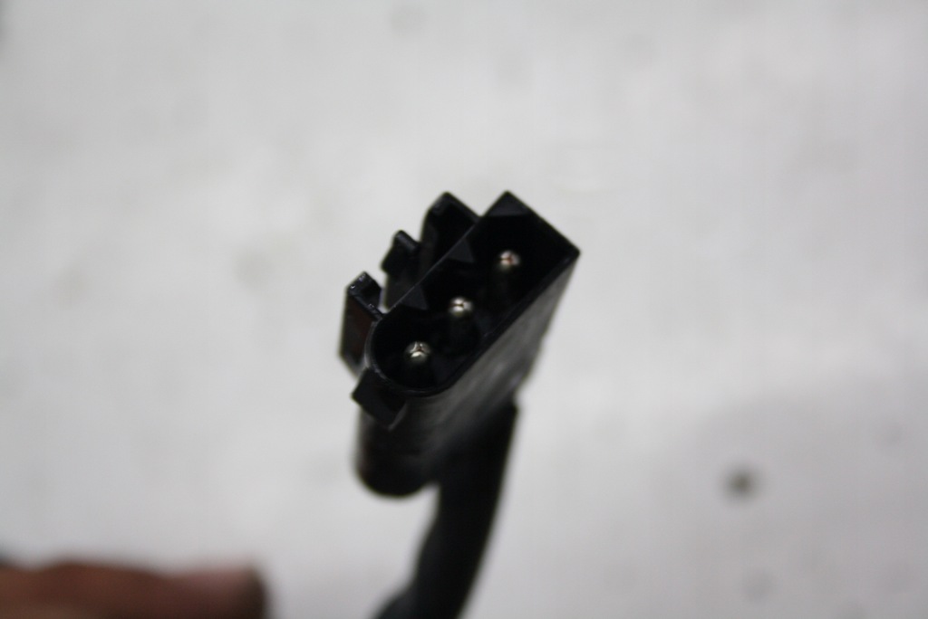 ΚΛΕΙΔΑΡΙΑ ΚΟΠΗΣ ΚΑΠΑΚΙ ΑΠΟΣΚΕΥΩΝ BMW E61 7129931 Product image