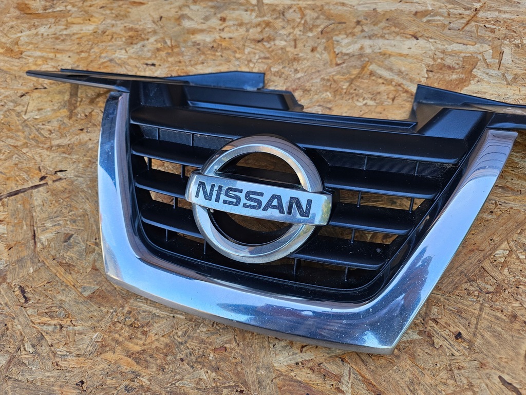 Nissan Juke και F15 10-14R Dummy Grill Dummy Chrome Stamp Product image