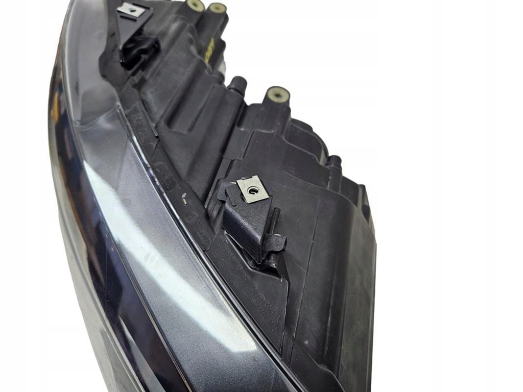 Δεξί Προβολέας VW Polo 6R V 6R1941008F 1EE247051-02 Γνήσιο Ο.Ε. Product image