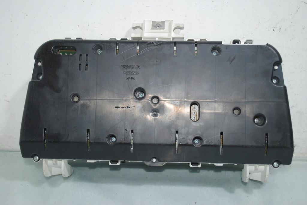 ΚΟΝΤΕΡ TOYOTA COROLLA VERSO II 2.0 D4D MILEAGE 379729KM 83800-0F090 Product image