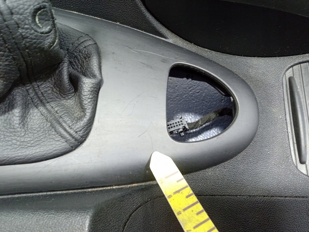SAAB 9-3 II CENTER TUNNEL ARRMREST 12790310 Product image