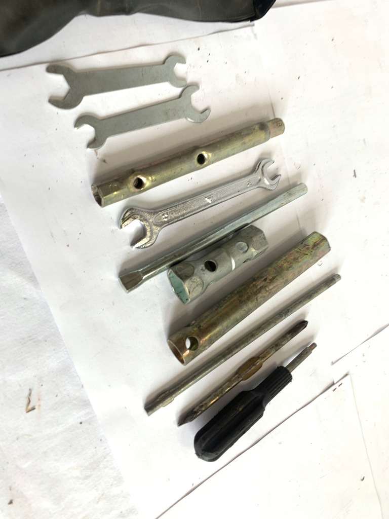 εργαλεία μεταλλικά κλειδιά Product image