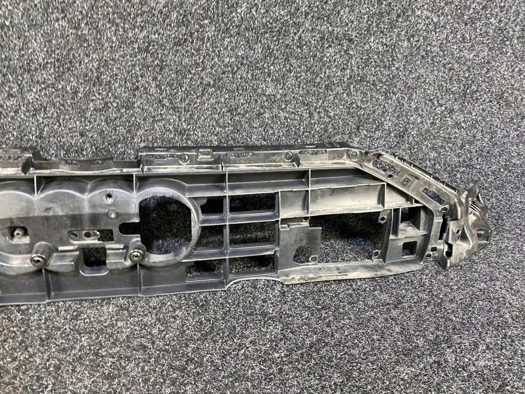 AUDI A6 C8 ΕΝΙΣΧΥΣΗ ΣΧΑΡΑ ΠΛΑΙΣΙΟ ΖΗΜΙΕΣ 4K0807233A Product image