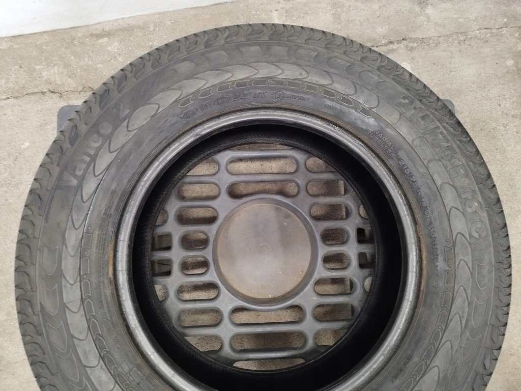 SULUTH 215/75R16C Continental Vanco 2 116/114R 11R Πάλη Product image