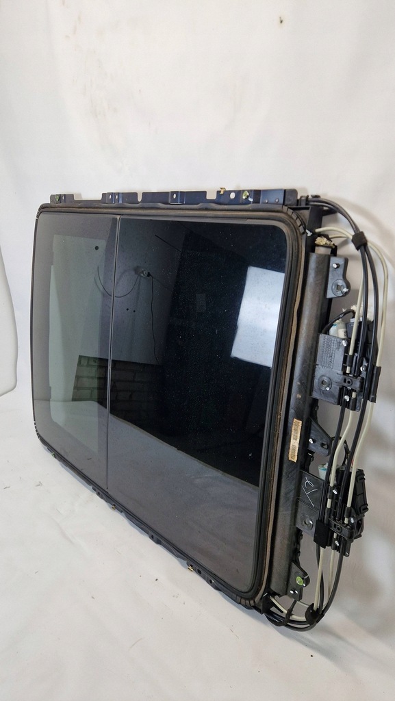 ΗΛΙΟΡΟΦΗ PANORAMA ΓΥΑΛΙΝΗ ΣΤΕΓΗ SAAB 94X 9-4X Product image