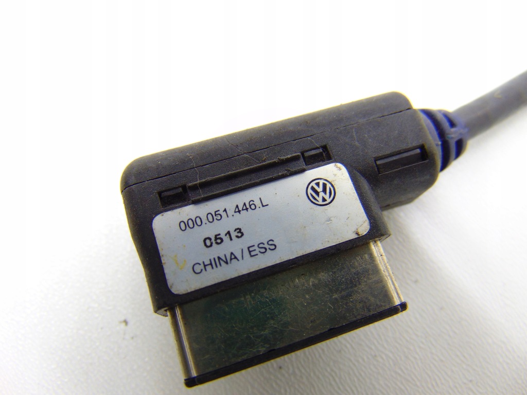 ADAPTER ΚΑΛΩΔΙΟ USB ΠΟΛΥΛΕΙΤΟΥΡΓΙΚΟ VW GOLF VI VW PASSAT B7 000051446C Product image