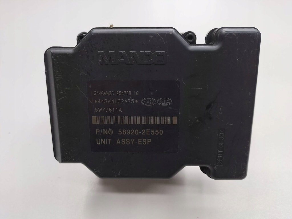 Hyundai Tucson και JM ABS Pump 58920-2E550 MANDO 5WY7611A Controller Product image